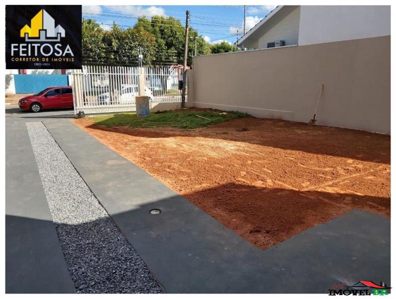 Vende-se casa no Centro, casa recém construída.. ⁣⁣⁣ — foto 2