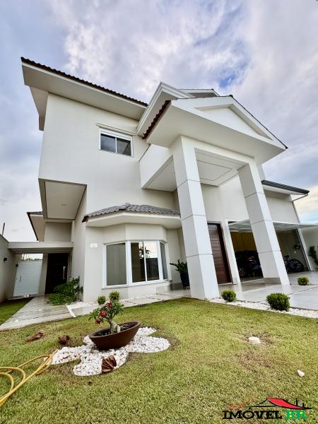 Foto principal: Casa de alto padrão à venda (porteira fechada)