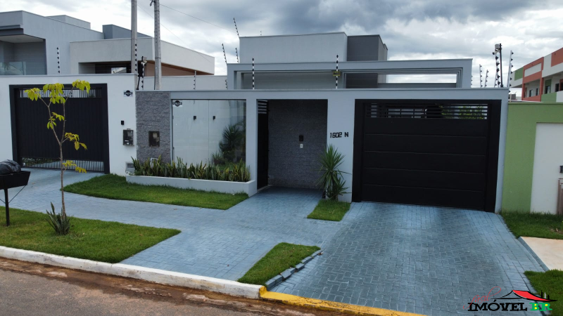 Foto principal: Casa de Alto Padrão à venda no Bairro Jardim das Orquídeas