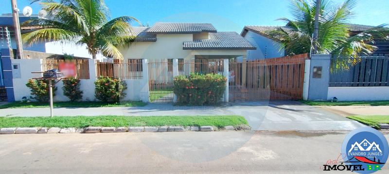Foto principal: *️⃣Casa Bairro Topázio com 03 Quartos e Suíte *️⃣