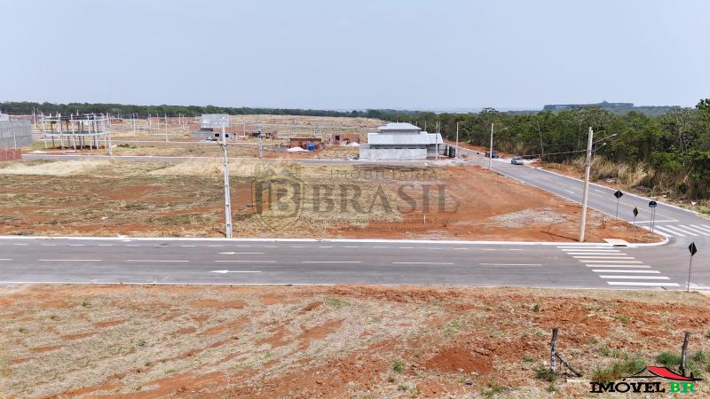 Foto principal: 🏙️Vendo Terreno Res Veneza Av Mato Grosso🏙️